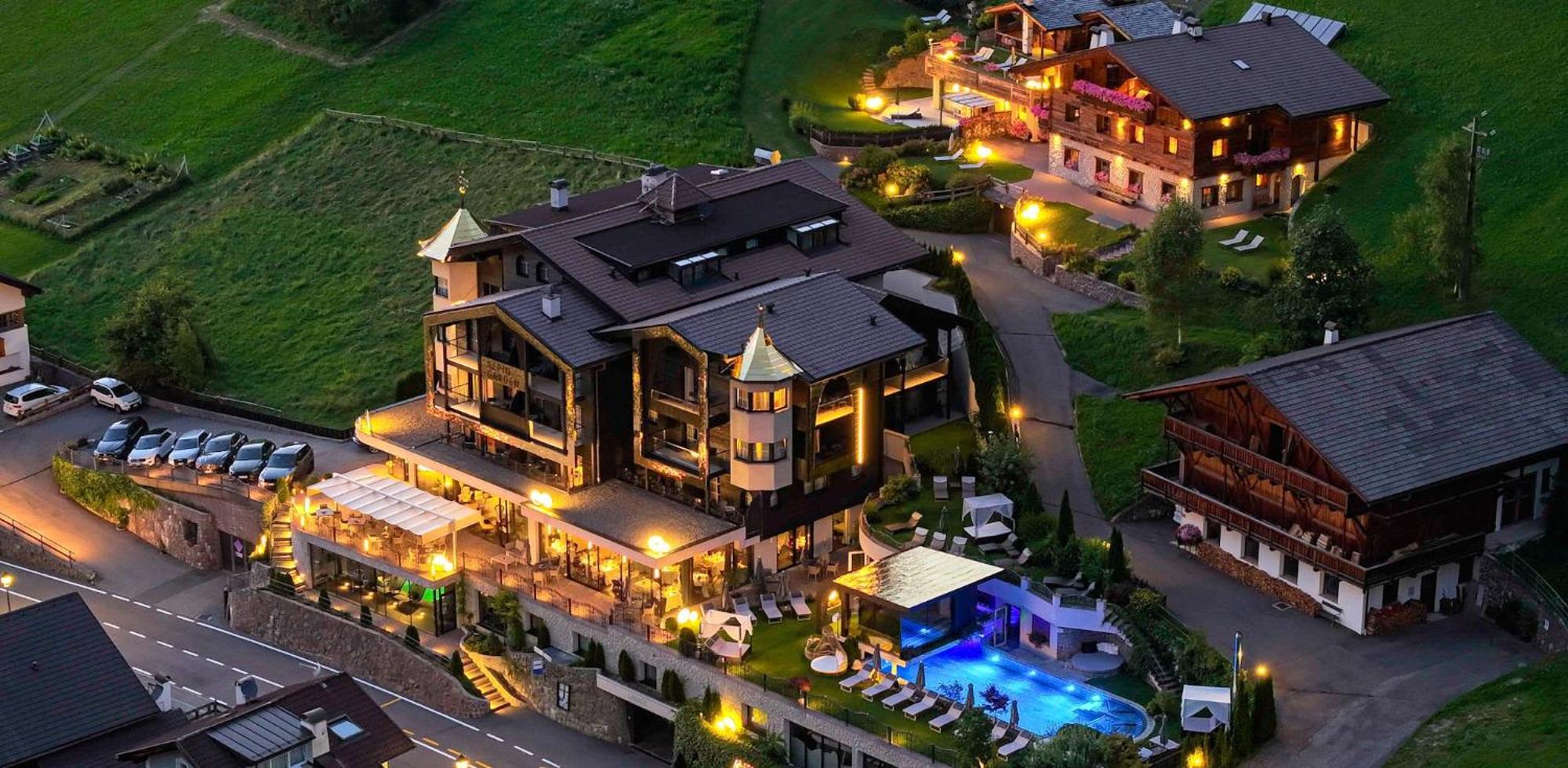 Alpin Garden Luxury Maison & Spa - Adults Only Ортізеї Екстер'єр фото